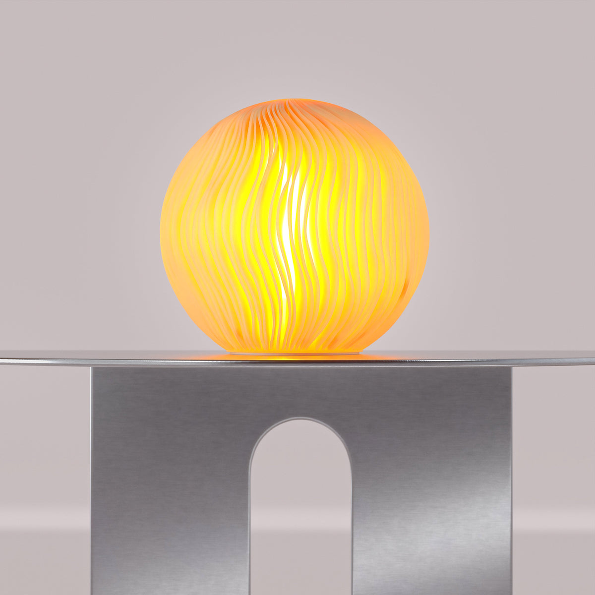 Leora O5 Wind Skulpturlampe set fra siden