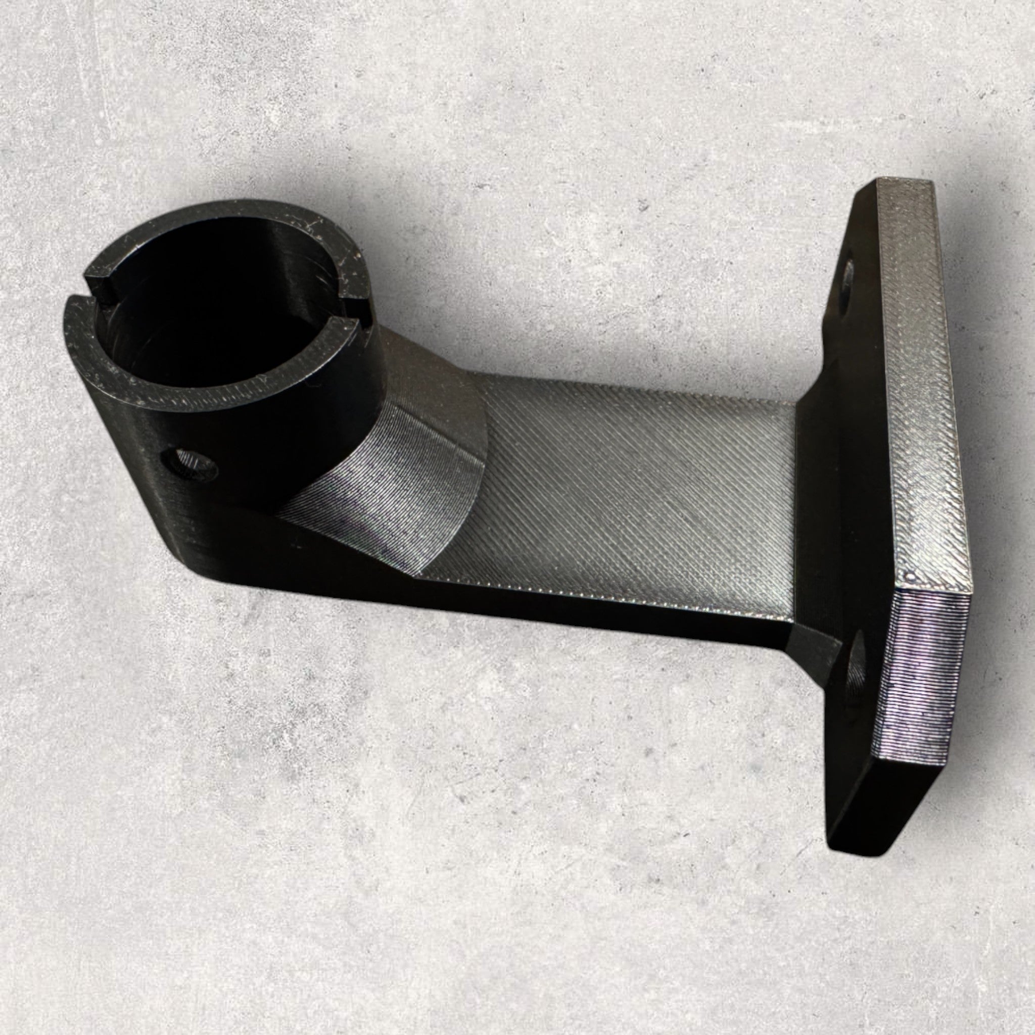 Navimow GPS vægbeslag - Sikrer nem vægmontering og stabil placering af Navimow GPS på væggen fra JM Dimensions