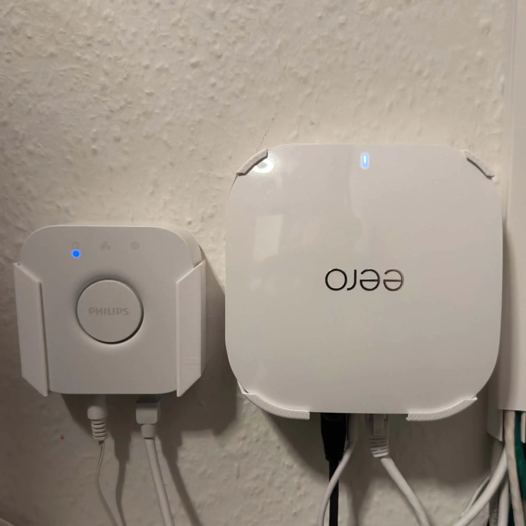 Philips Hue Bridge monteringsbeslag - vægmontering til smart home enheder fra JM Dimensions