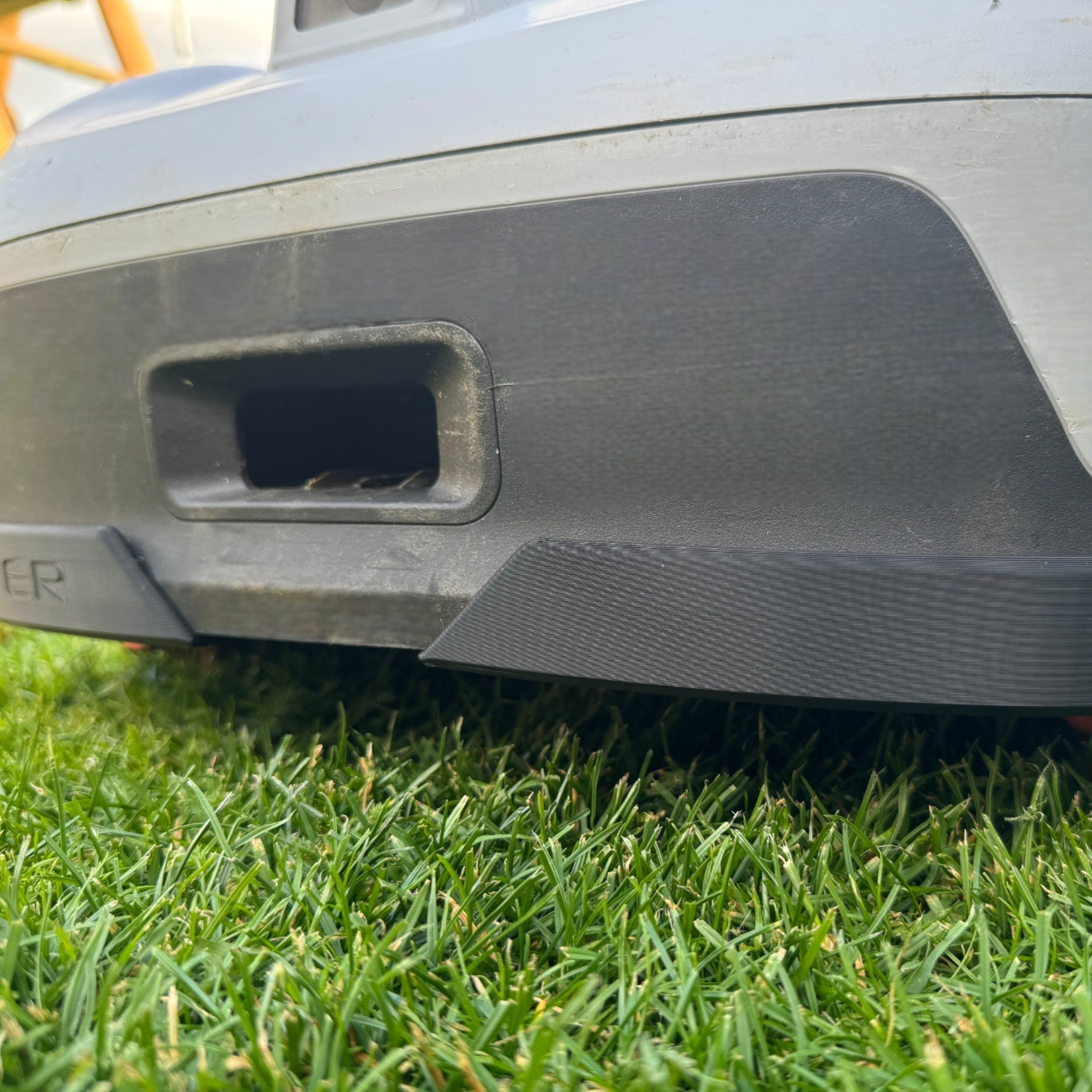 Premium bumper til Segway Navimow i-serien - ekstra beskyttelse og sikker plæneklipning fra JM Dimensions