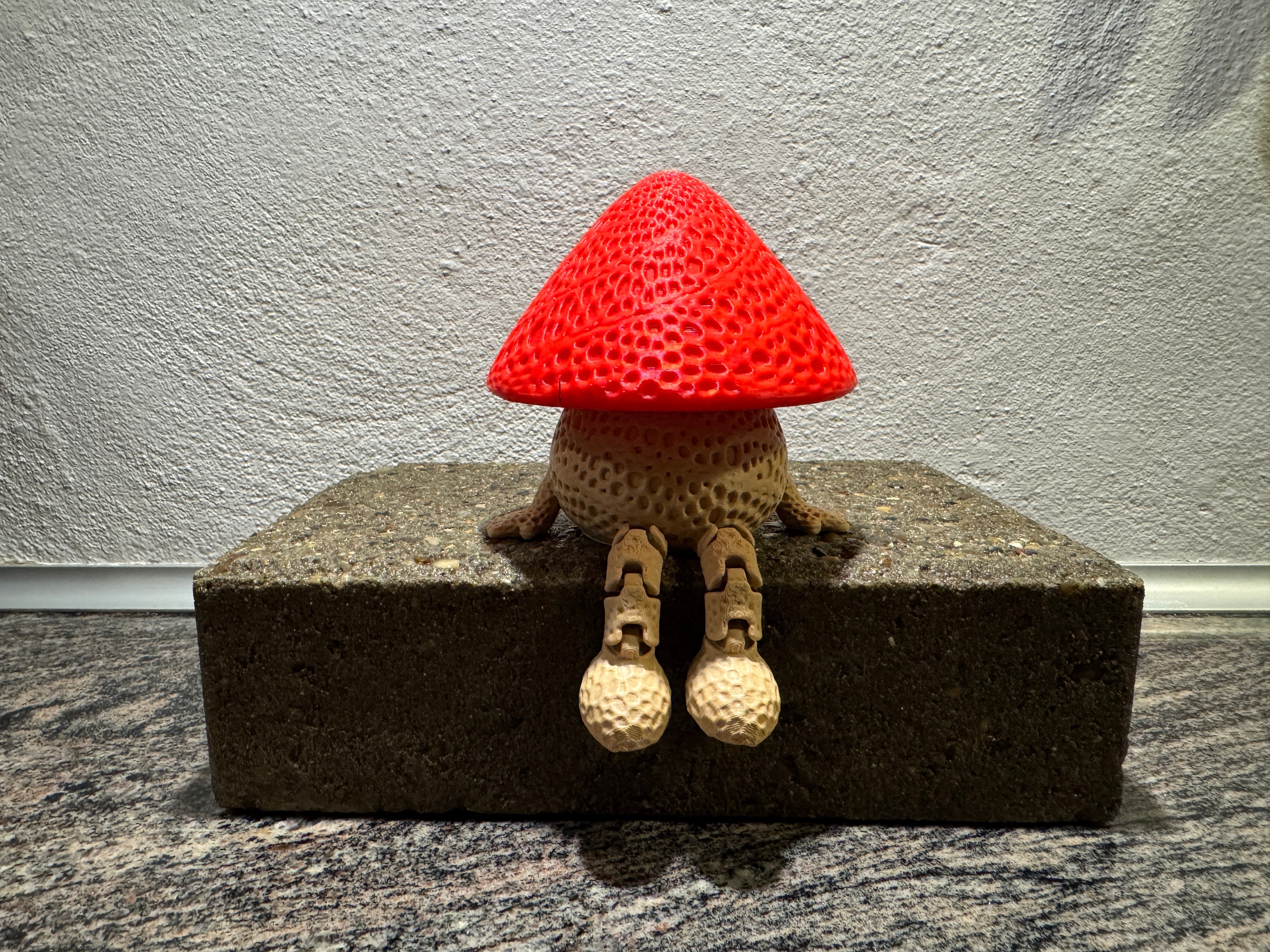 Svampebeholdere med ben - dekorativ og funktionel småtingsopbevaring til hjemmet fra JM Dimensions