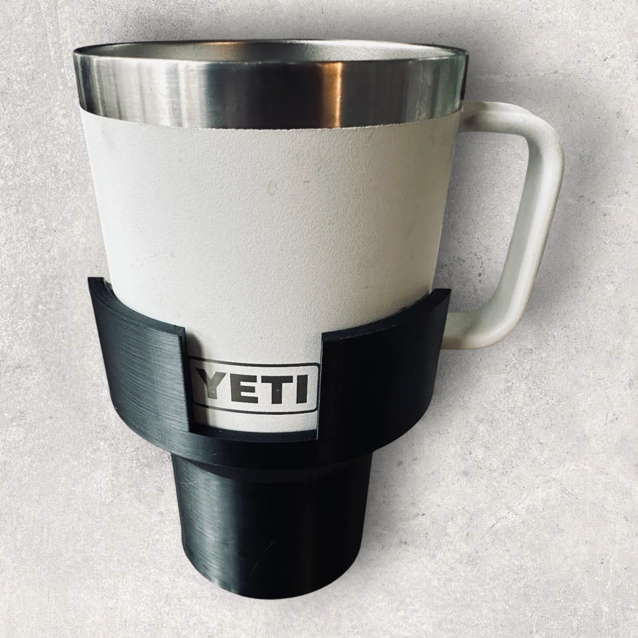 Yeti Rambler kopholder adapter - gør brede termokrus kompatible med bilens kopholder fra JM Dimensions