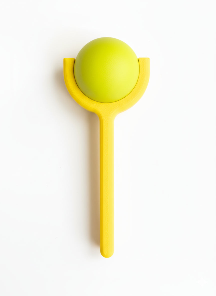"Sort Clip-On Pallino/Jack Holder - håndfri transport af pallino/jack til bocce og pétanque fra JM Dimensions"