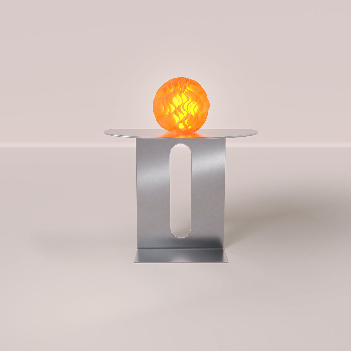 Leora O10 Growth Skulpturlampe i et boligmiljø