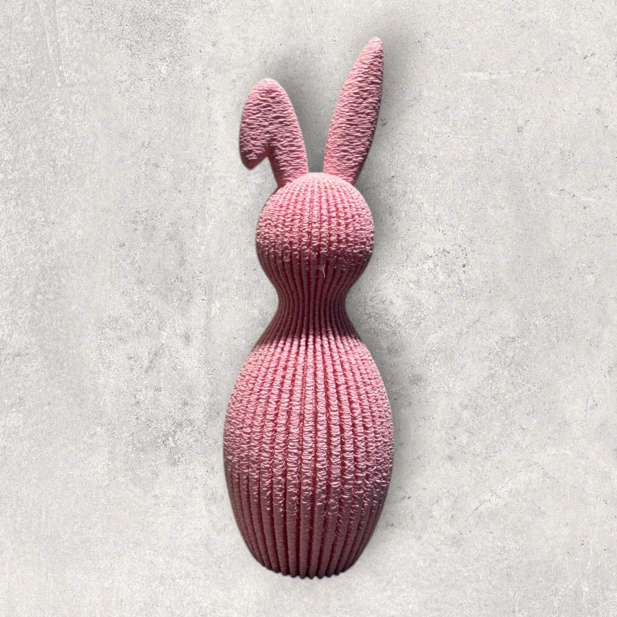 Sabre Glad Påskehare - 3D-printet kaninfigur til bord- og hyldedekoration i pastel Skandinavisk stil fra JM Dimensions