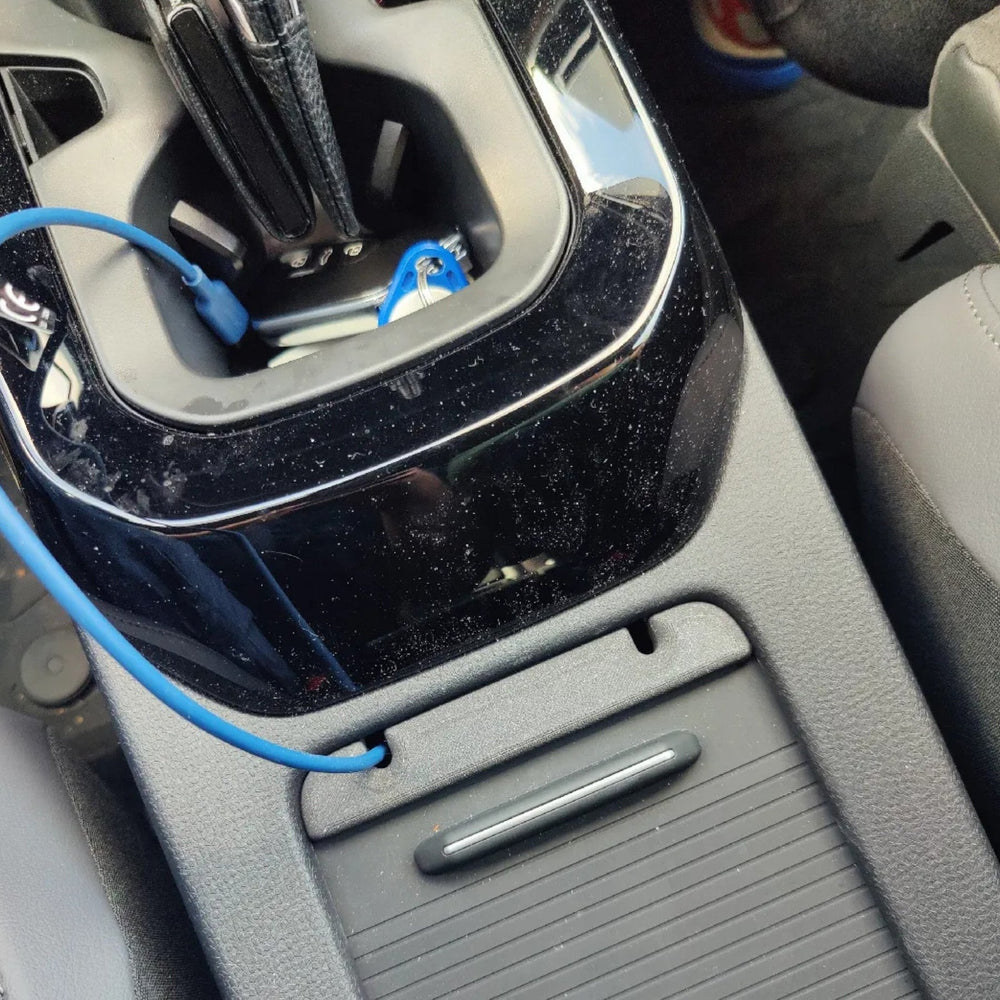 VW ID.3/ID.4 USB Kabelholder til Midterkonsol - Billede 1