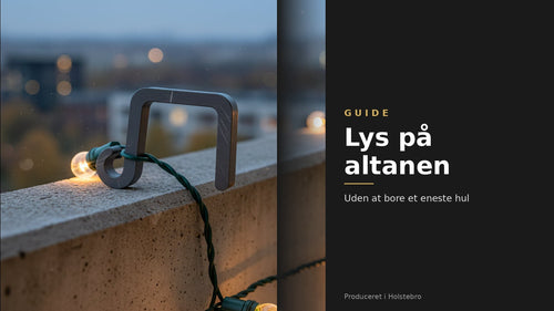 Krog til lyskæde klemt fast på kanten af en altan med lyskæde