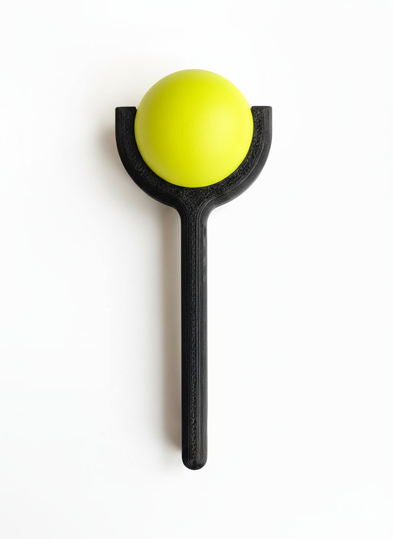 "Cochonnet Gripper - Holder til cochonnet/pallon med sikkert greb og nem adgang under spillet fra JM Dimensions"