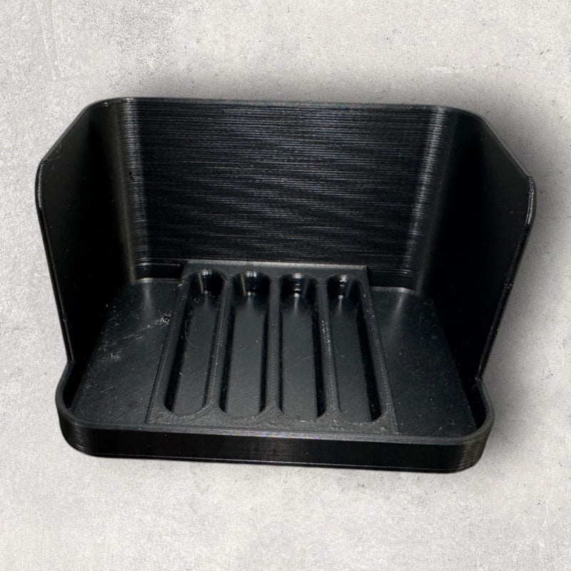 Delta Design Sæbeholder - moderne sæbeskål til praktisk badeværelsesindretning fra JM Dimensions