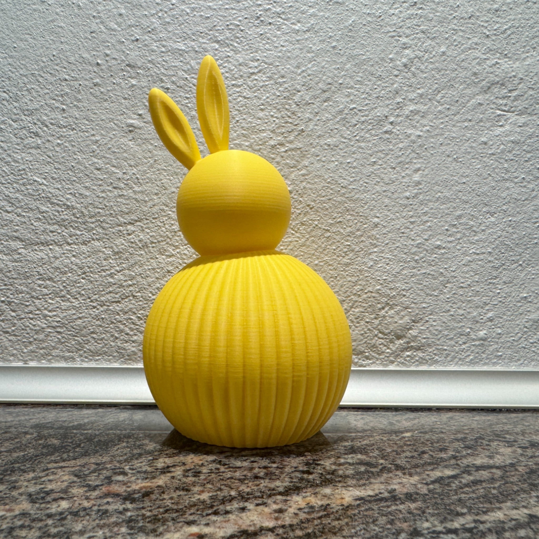 Delta Påske Kanin - 3D-printet påskedekoration til bord eller hylde fra JM Dimensions