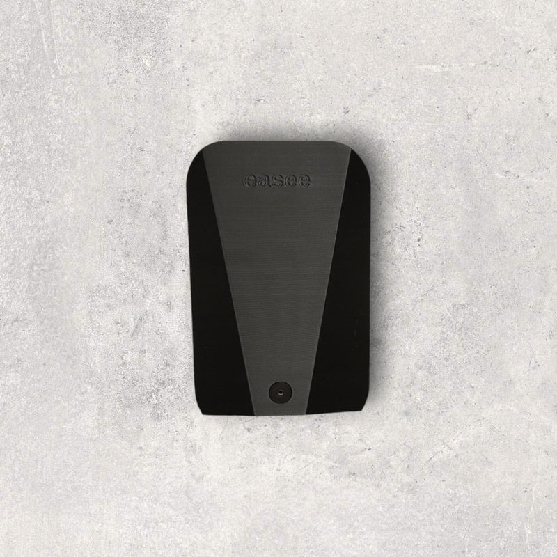 Easee oplader kabelholder - vægmonteret løsning til organiseret elbil opladning fra JM Dimensions