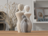 Sabre Familieskulptur med 2 børn - moderne familiefigur til hjemmedekoration fra JM Dimensions