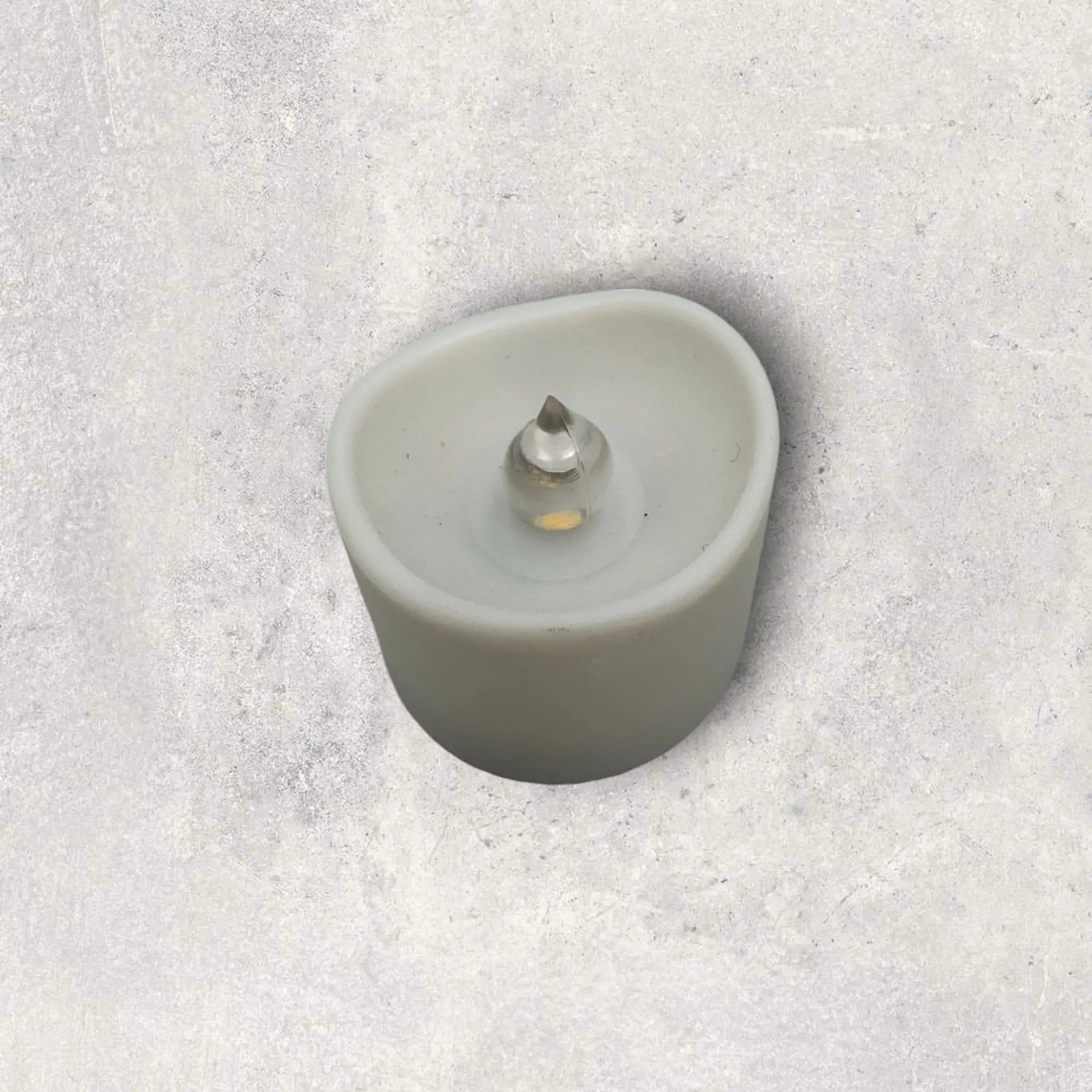 Flammenløse LED Teelichter med Timer - sikker og stemningsfuld belysning til hjem og events fra JM Dimensions