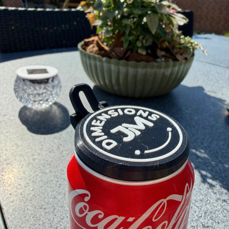 BugSafe Dåse Cover lukket på Coca-Cola dåse - top-down visning