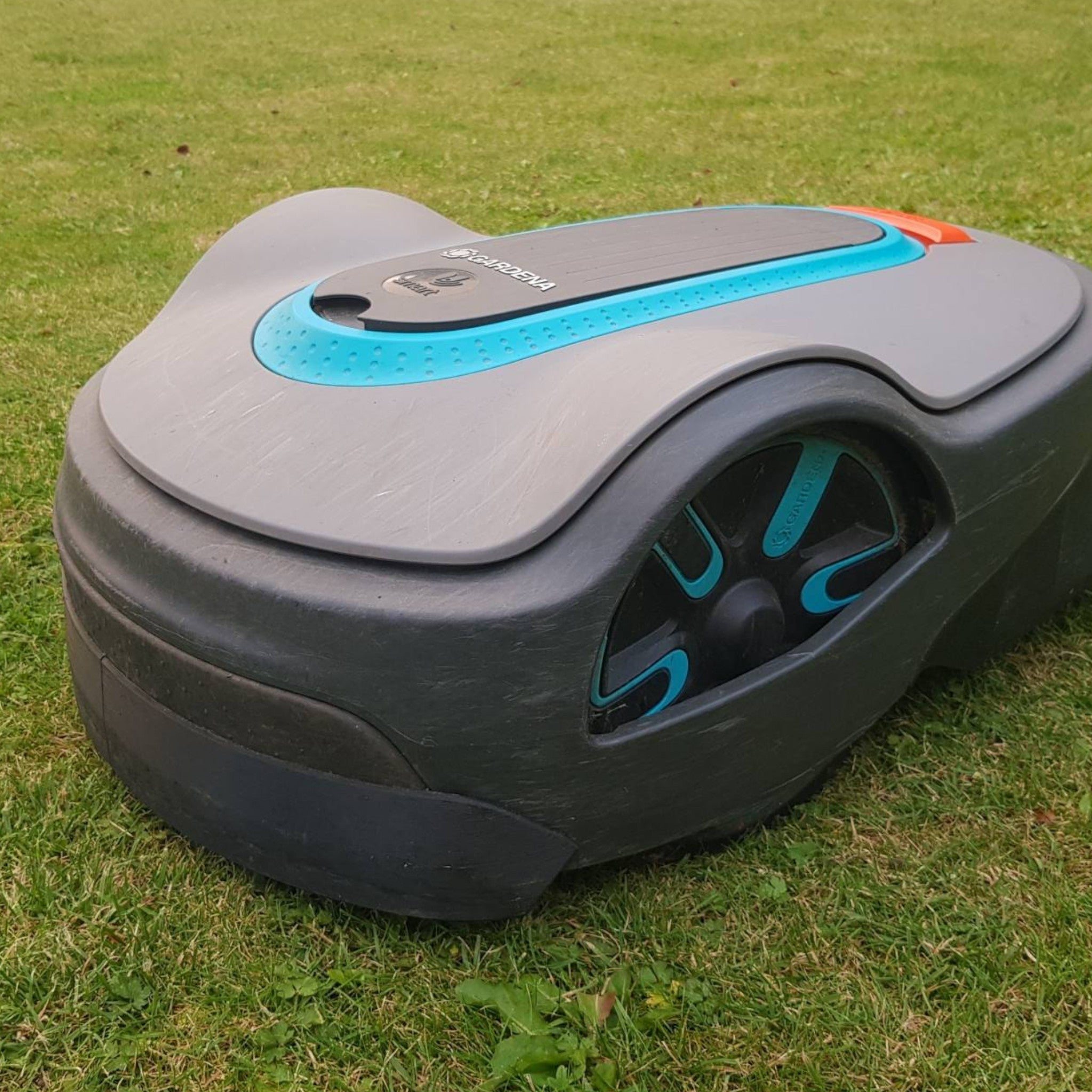 Gardena Sileno Life/City robotplæneklipper bumper – effektiv beskyttelse og længere levetid fra JM Dimensions