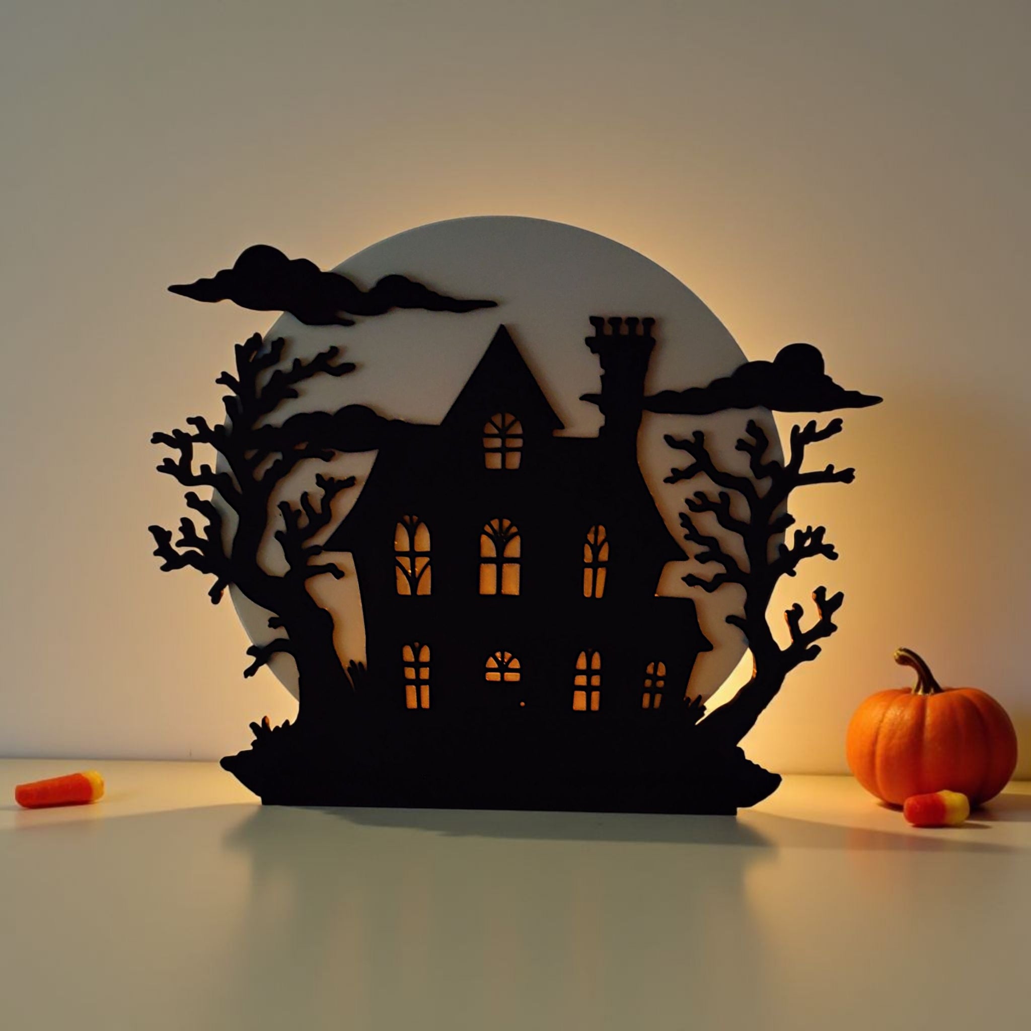 Delta Halloween Hus - stemningslampe til halloween fra JM Dimensions