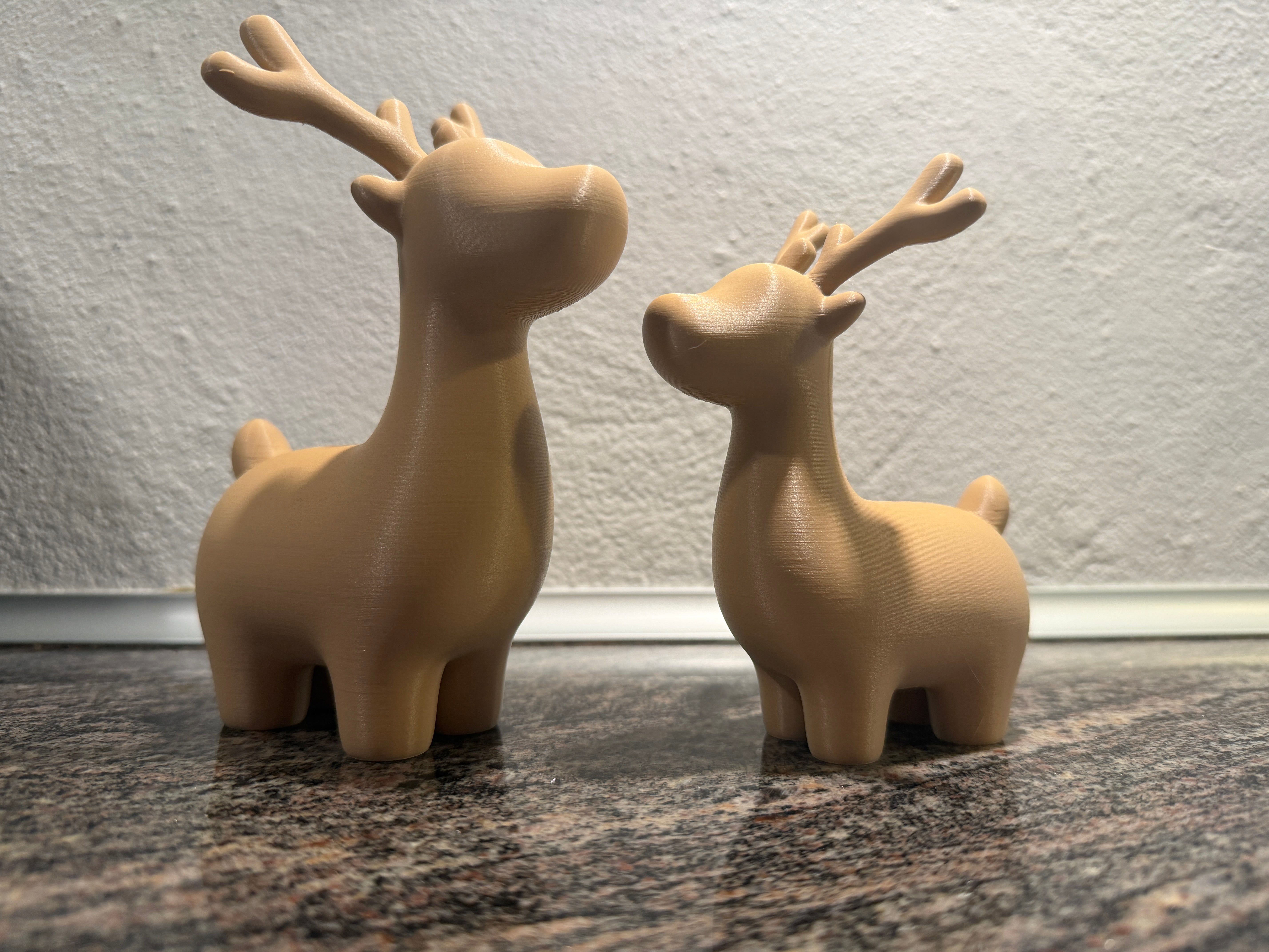 Delta Rensdyr - minimalistisk julepynt til nordisk boligdekoration fra JM Dimensions