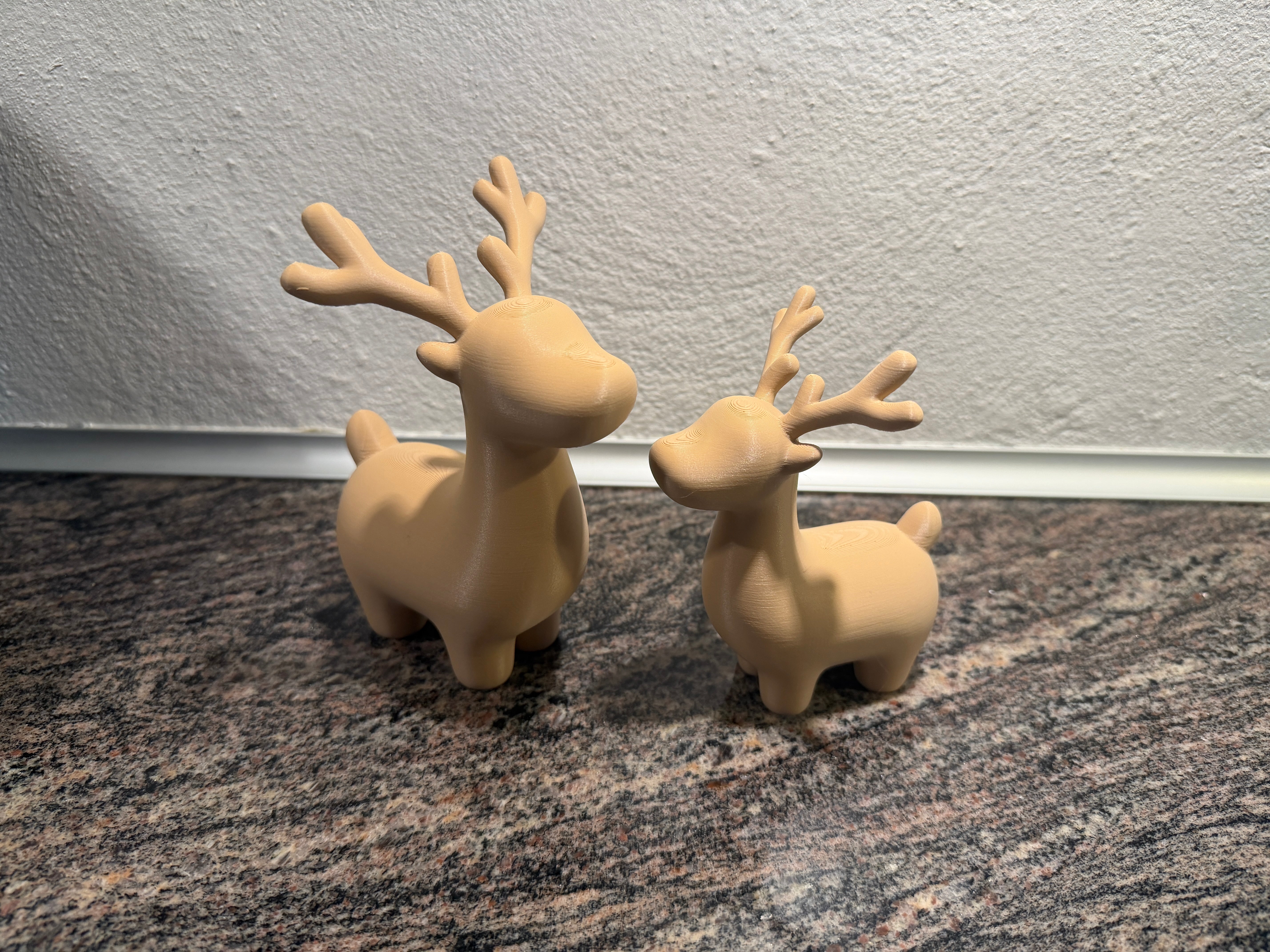 Delta Rensdyr - minimalistisk julepynt til hyggelig boligdekoration fra JM Dimensions