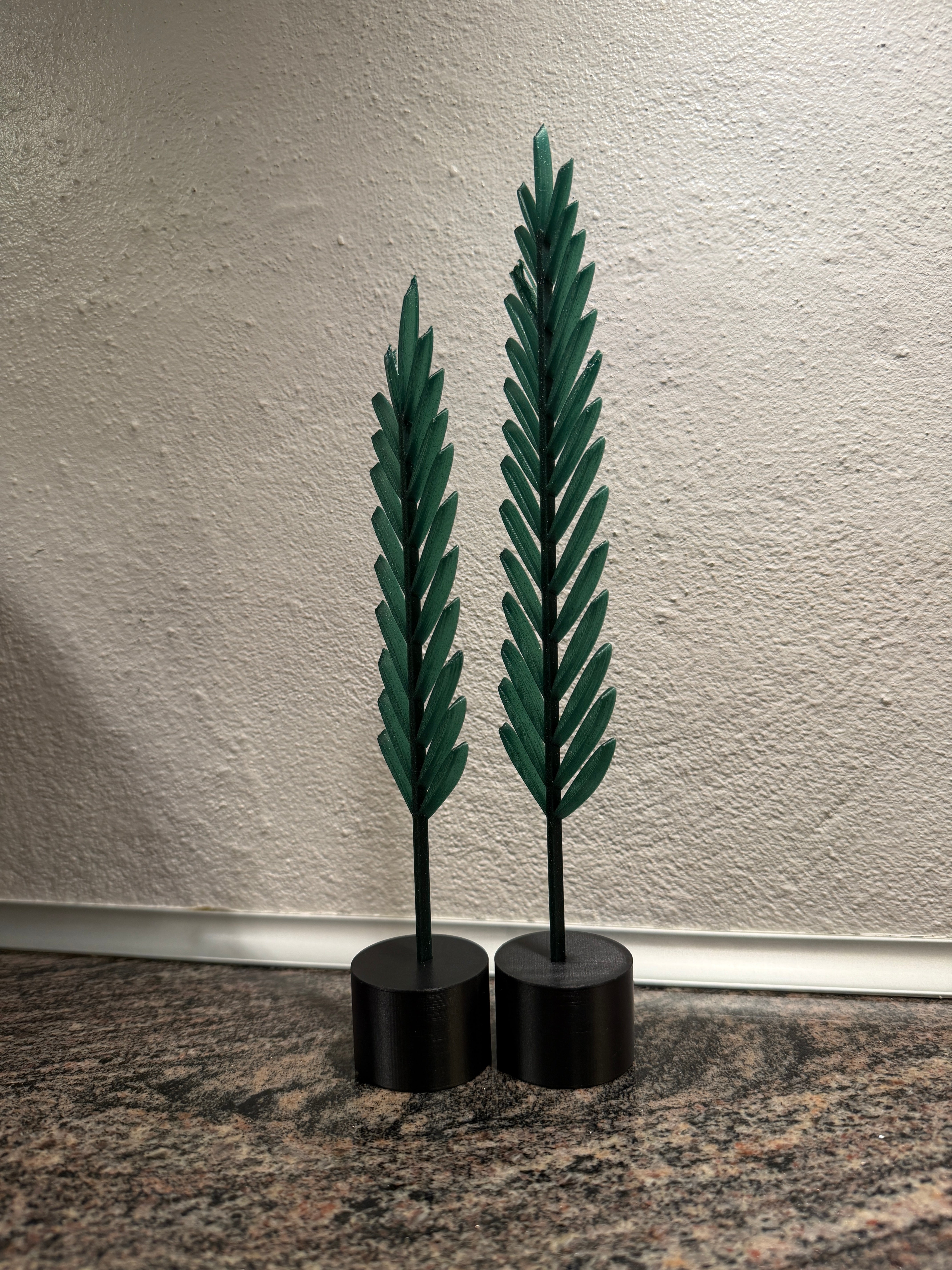 Sabre Elegant Fjerdekoration