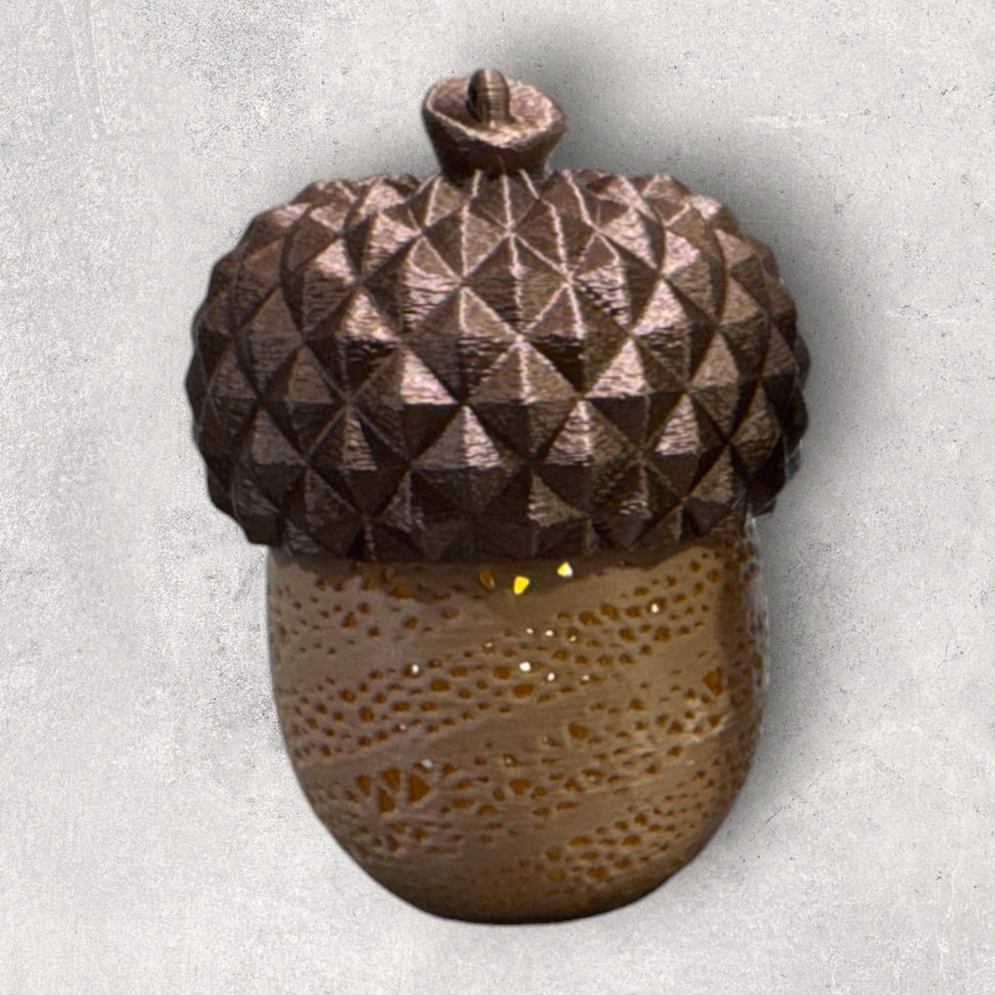 NUKD Agern Dekoration - Hængende eller stående dekorationsgenstand til hjemmet fra JM Dimensions