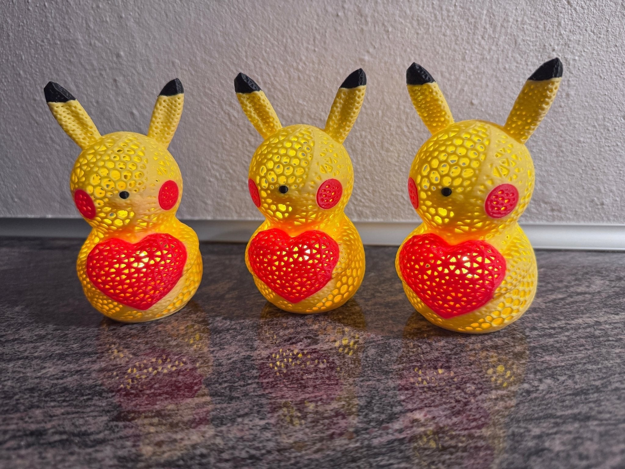 NUKD Pikachu Kærlighedslampe - dekorativ LED-lampe til hjemmet fra JM Dimensions
