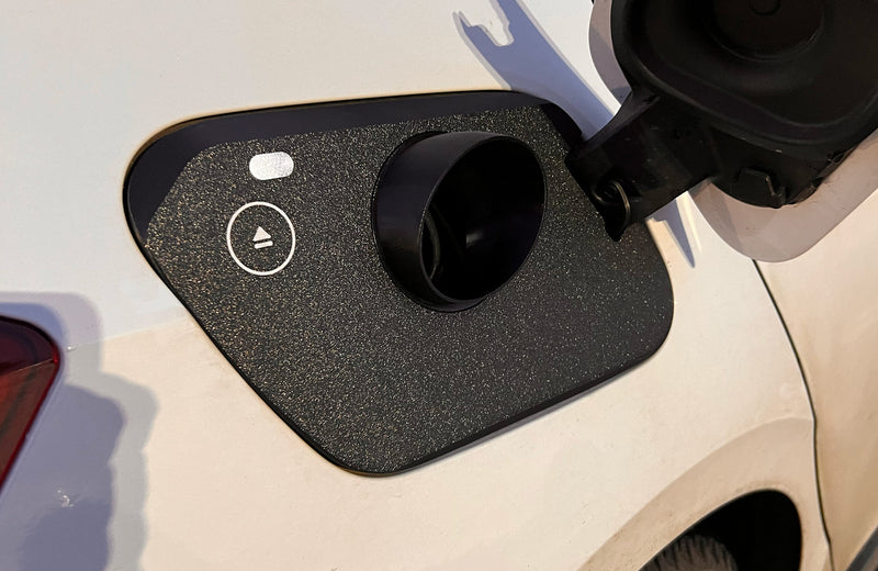 Cupra Born Sort Ladeport Cover - Beskyttelse mod vejret