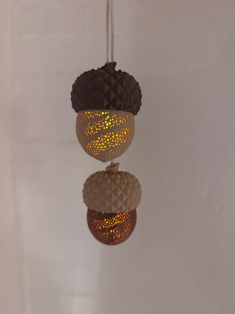 NUKD Agern Dekoration - Hængende eller Stående - Billede 1