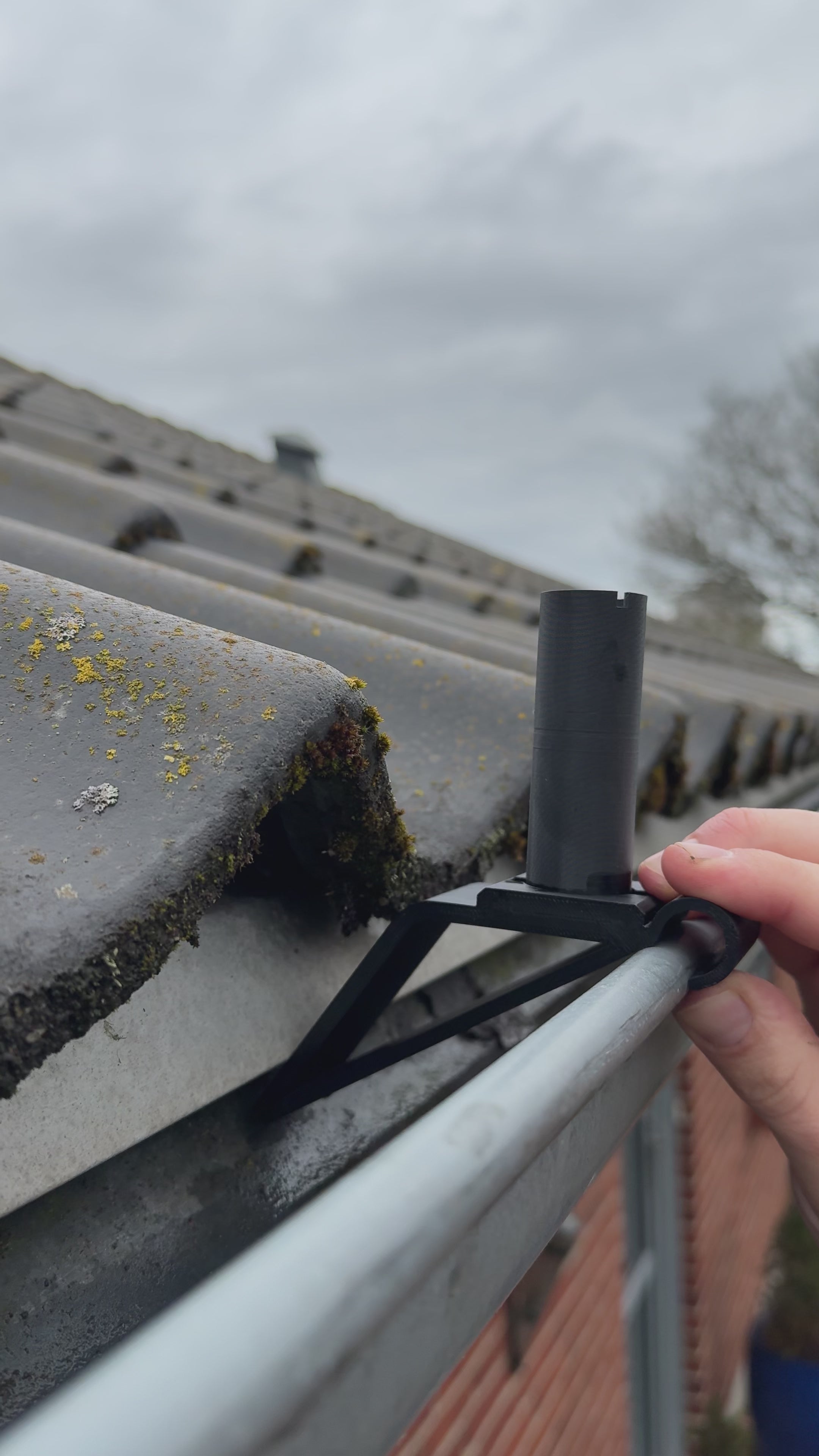 Tagrende holder til Navimow GPS