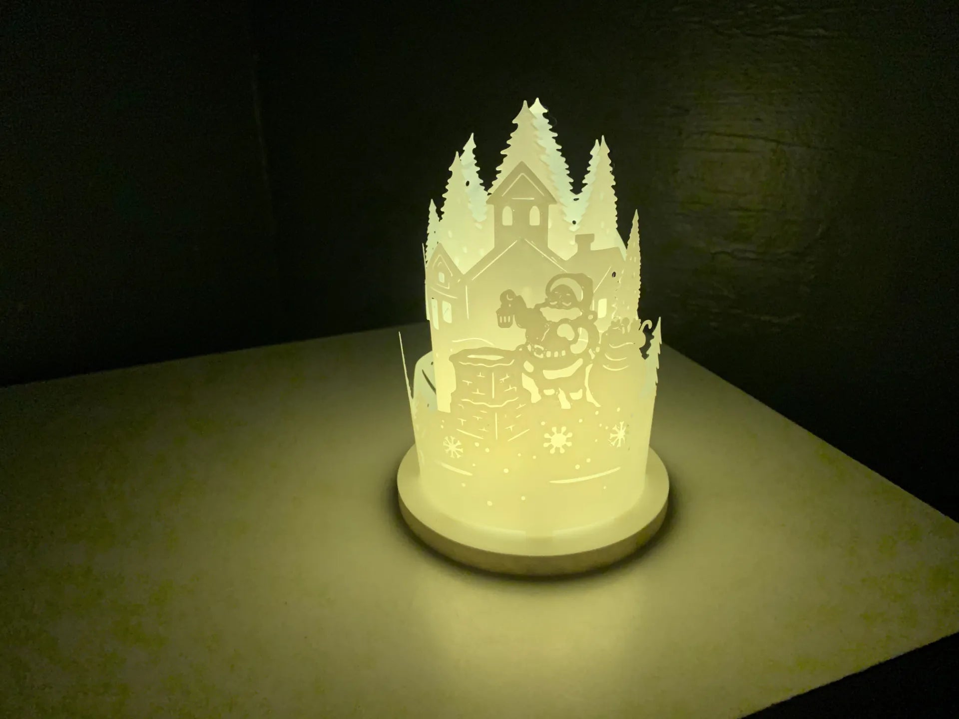 Rund Julelanterne til LED Lys og Julemotiver - JMDimensions - Lindnjoe