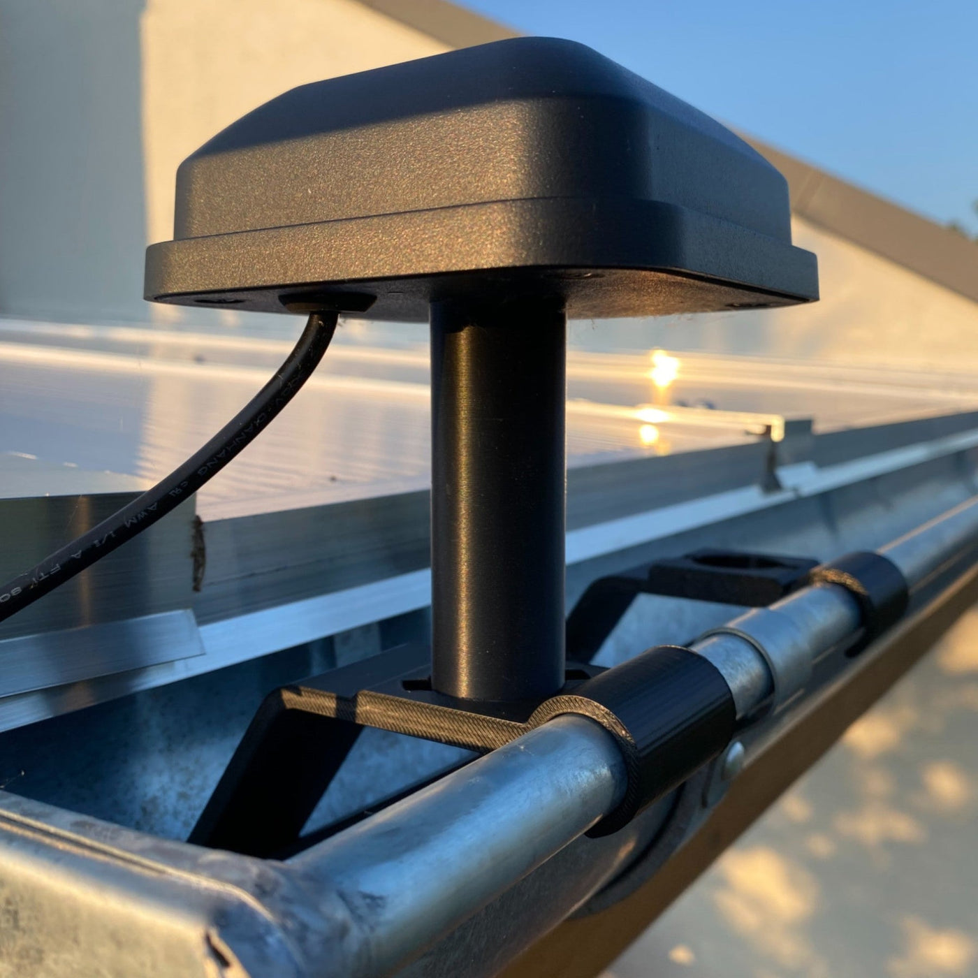 Tagrende holder til Navimow GPS - Billede 1