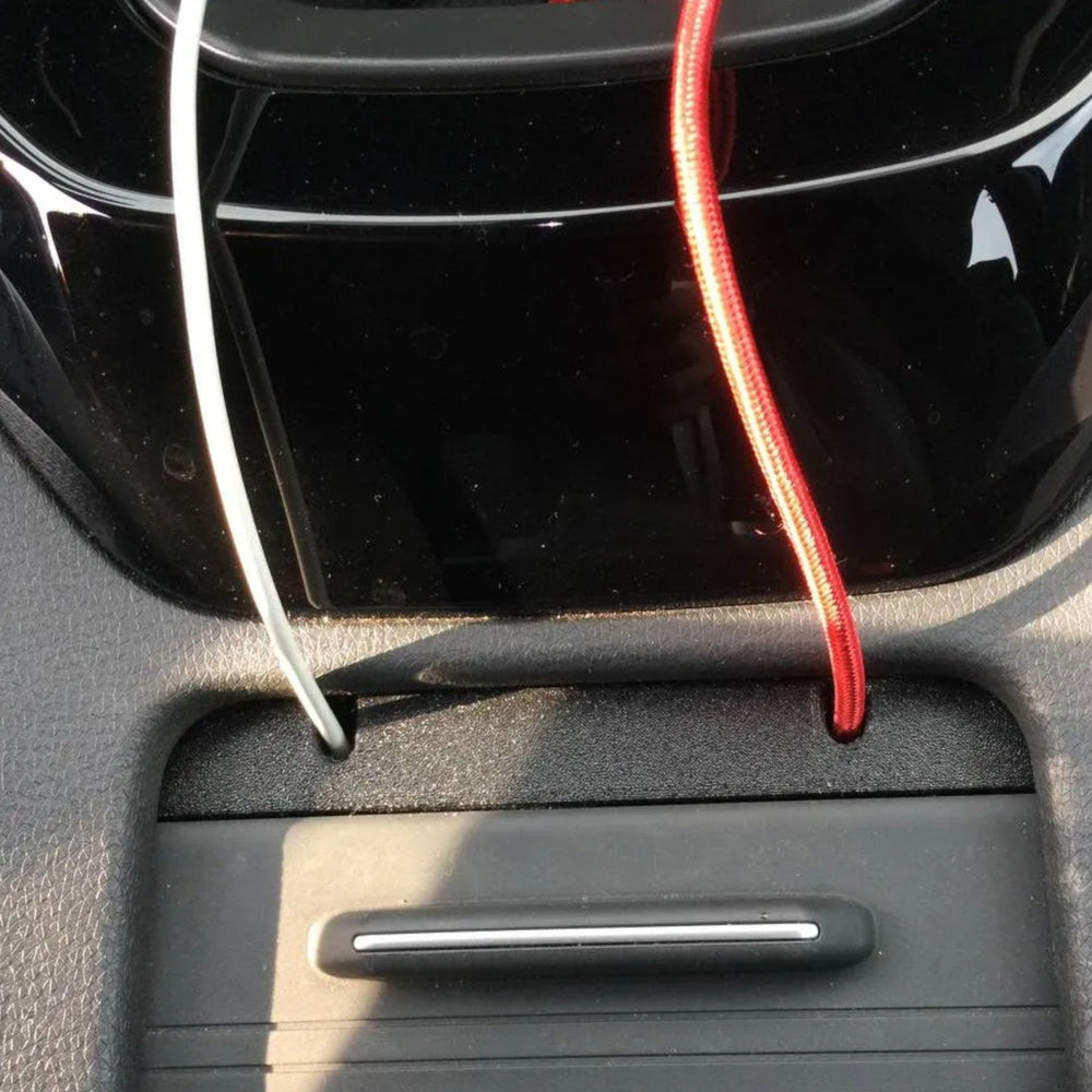 VW ID.3/ID.4 USB Kabelholder til Midterkonsol - organiserer kabler og opladning i bil fra JM Dimensions